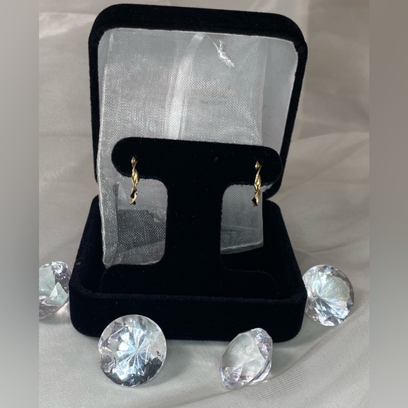 14K YELLOW GOLD twisted half hoop earrings REAL GOLD - Picture 2 of 13